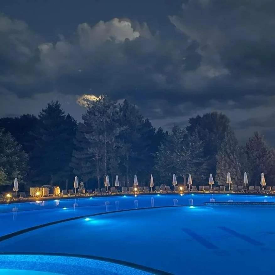 Hotel Hissar 4*