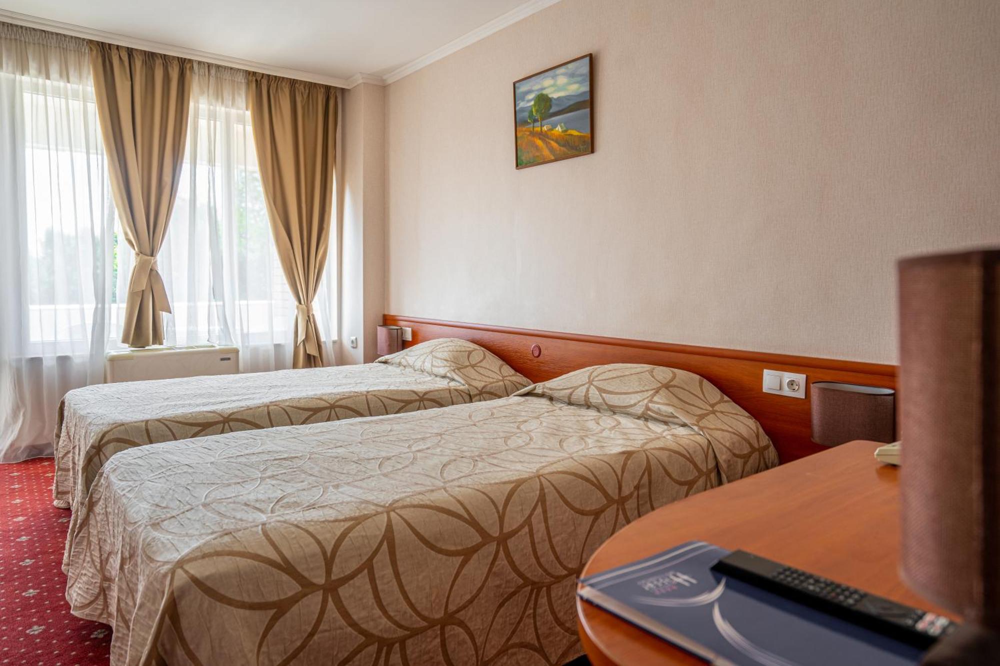 Hissar Hotel 4*
