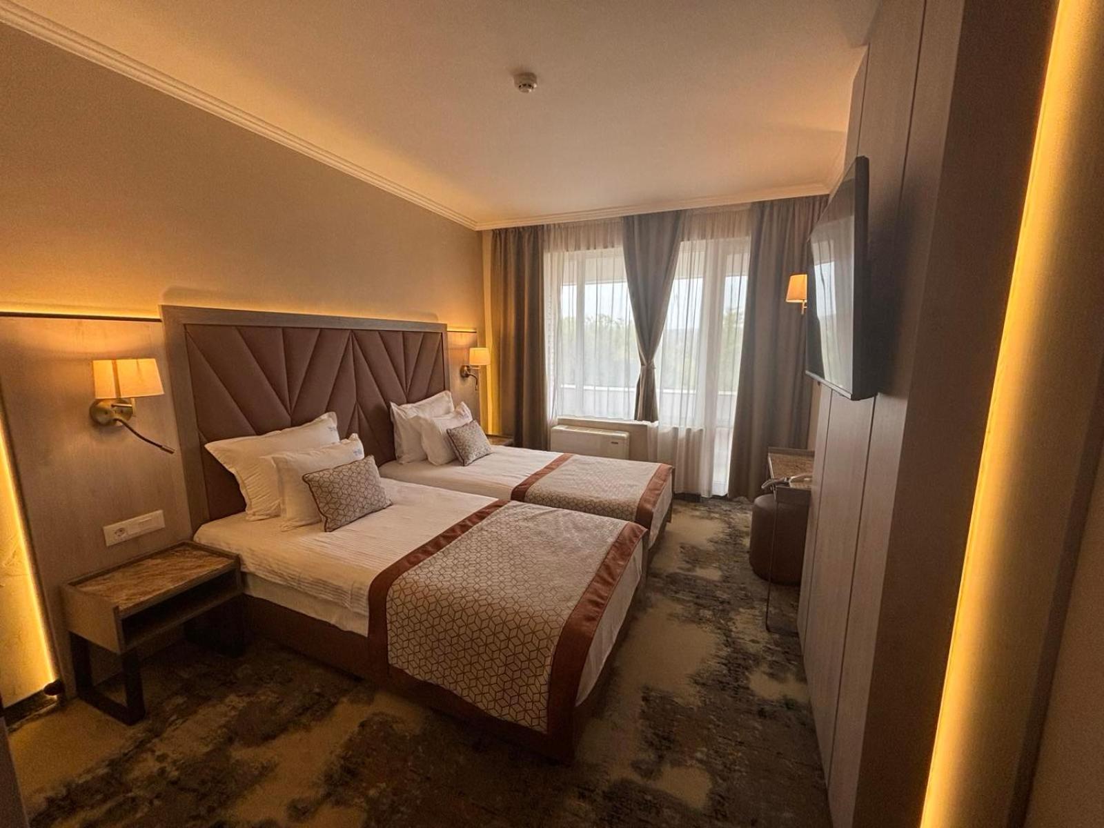 Hotel Hissar 4*